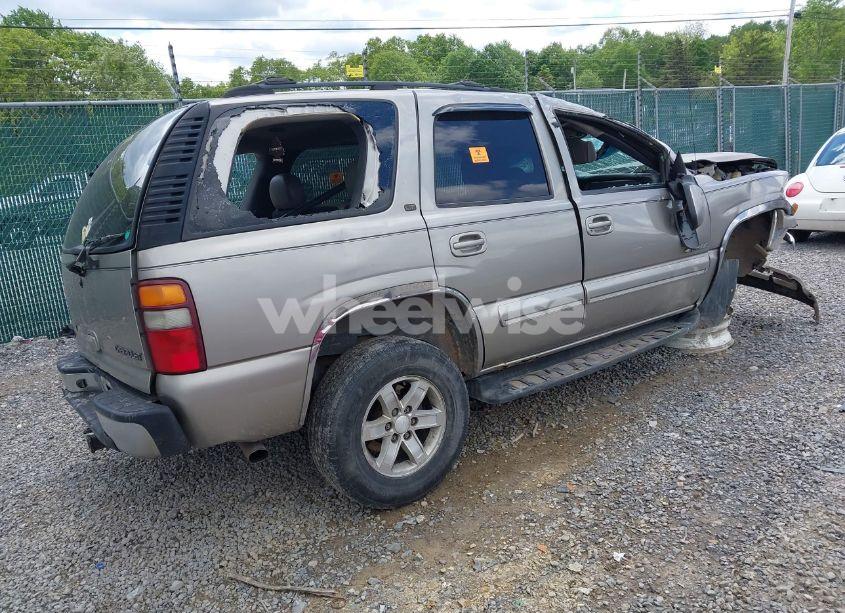 Photo 4 of 2002 Chevrolet Tahoe LT (VIN 1GNEK13Z02J166605)