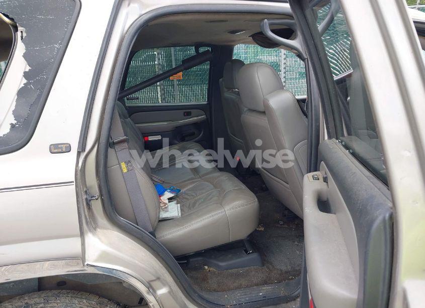 Photo 8 of 2002 Chevrolet Tahoe LT (VIN 1GNEK13Z02J166605)