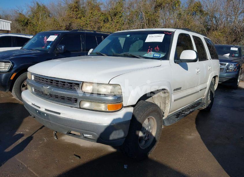 Photo 2 of 2002 Chevrolet Tahoe LT (VIN 1GNEK13Z02J214068)