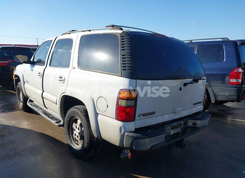 Photo 3 of 2002 Chevrolet Tahoe LT (VIN 1GNEK13Z02J214068)