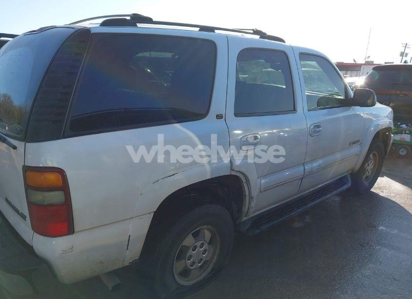 Photo 6 of 2002 Chevrolet Tahoe LT (VIN 1GNEK13Z02J214068)