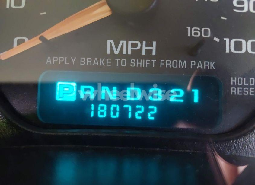 Photo 7 of 2002 Chevrolet Tahoe LT (VIN 1GNEK13Z02J222686)