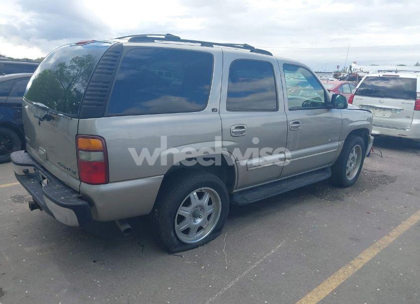 Photo 4 of 2002 Chevrolet Tahoe LT (VIN 1GNEK13Z02J225944)