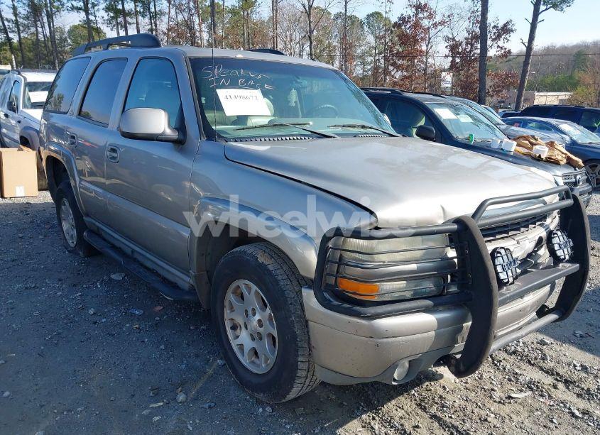 2002 Chevrolet Tahoe Z71 (VIN 1GNEK13Z02R165715) main photo