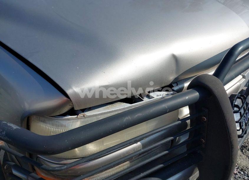 Photo 12 of 2002 Chevrolet Tahoe Z71 (VIN 1GNEK13Z02R165715)