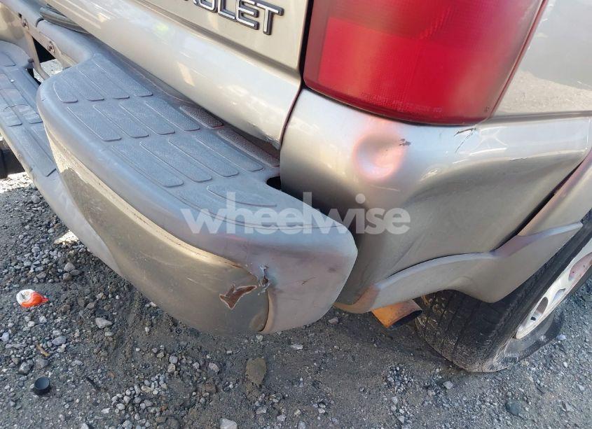 Photo 15 of 2002 Chevrolet Tahoe Z71 (VIN 1GNEK13Z02R165715)