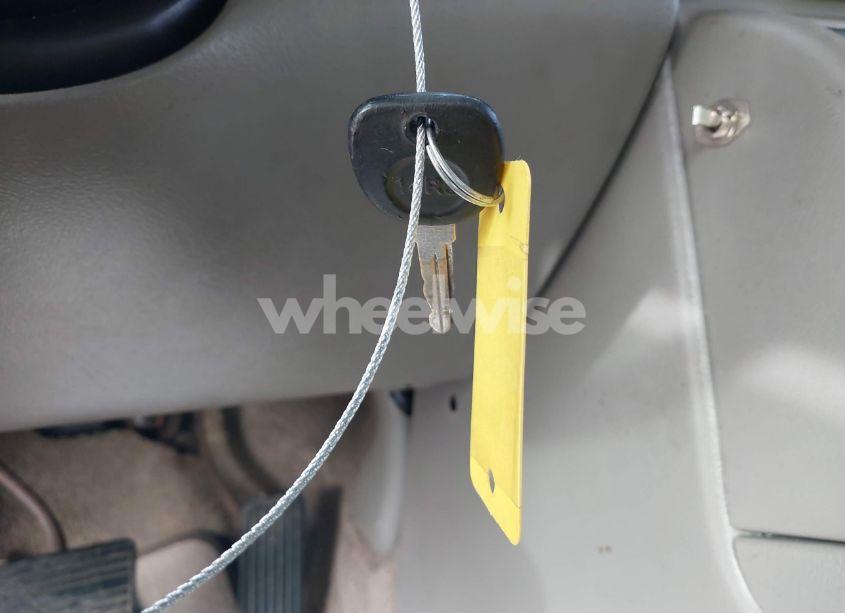 Photo 11 of 2003 Chevrolet Tahoe LT (VIN 1GNEK13Z03R314206)