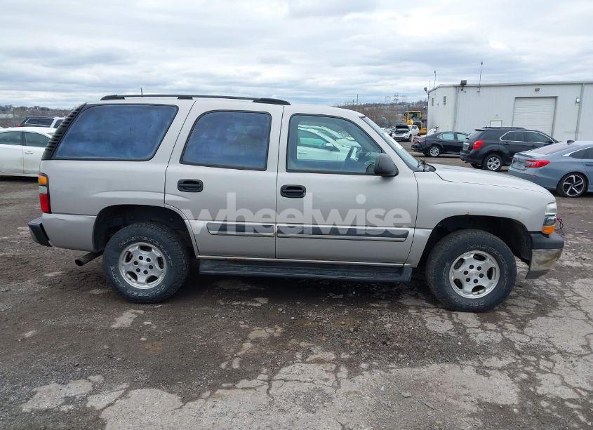Photo 13 of 2004 Chevrolet Tahoe LS (VIN 1GNEK13Z04J271034)