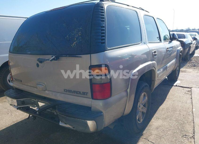 Photo 4 of 2004 Chevrolet Tahoe LT (VIN 1GNEK13Z04R117702)