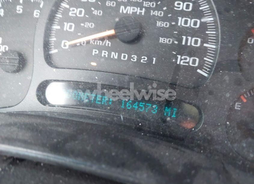 Photo 7 of 2004 Chevrolet Tahoe LT (VIN 1GNEK13Z04R117702)