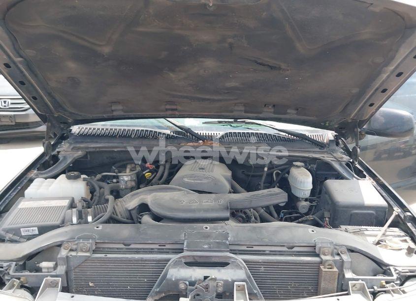 Photo 10 of 2004 Chevrolet Tahoe Z71 (VIN 1GNEK13Z04R163692)