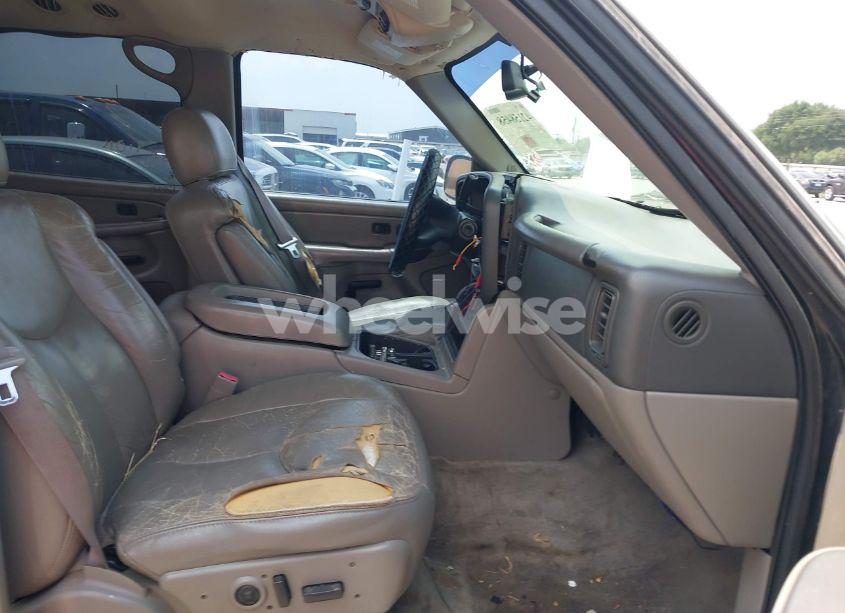 Photo 5 of 2004 Chevrolet Tahoe Z71 (VIN 1GNEK13Z04R163692)