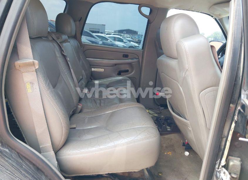 Photo 8 of 2004 Chevrolet Tahoe Z71 (VIN 1GNEK13Z04R163692)