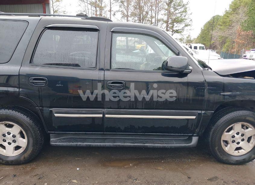Photo 13 of 2004 Chevrolet Tahoe LT (VIN 1GNEK13Z04R252744)