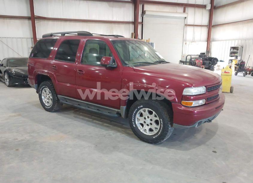 2005 Chevrolet Tahoe Z71 (VIN 1GNEK13Z05R271098) main photo