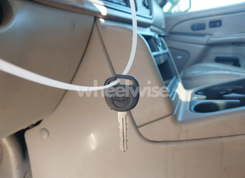 Photo 11 of 2005 Chevrolet Tahoe Z71 (VIN 1GNEK13Z05R271098)