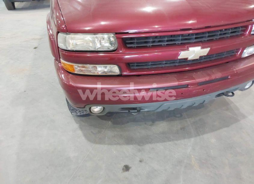 Photo 6 of 2005 Chevrolet Tahoe Z71 (VIN 1GNEK13Z05R271098)