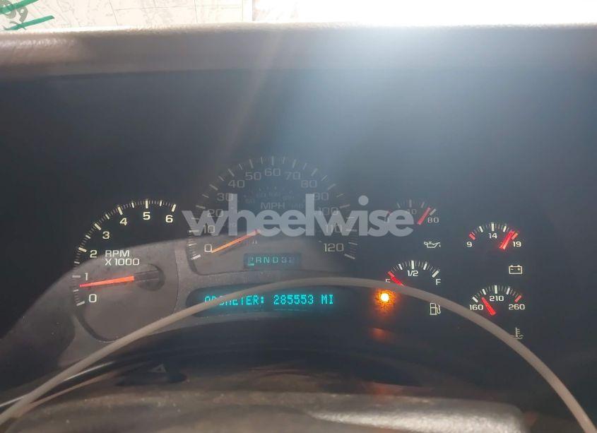 Photo 7 of 2005 Chevrolet Tahoe Z71 (VIN 1GNEK13Z05R271098)