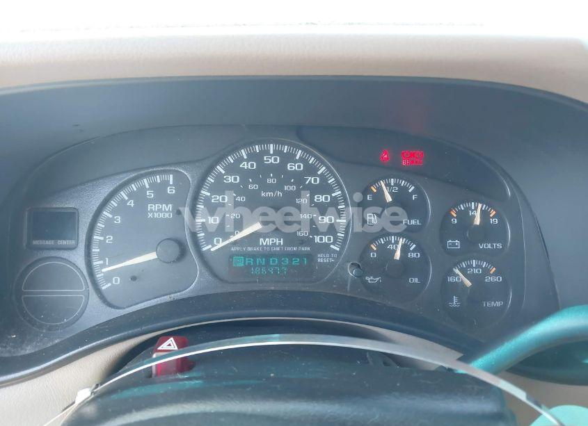 Photo 7 of 2002 Chevrolet Tahoe LT (VIN 1GNEK13Z12J161929)