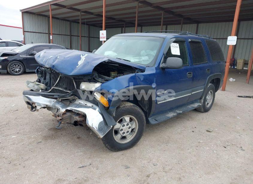 Photo 2 of 2002 Chevrolet Tahoe LS (VIN 1GNEK13Z12J320142)