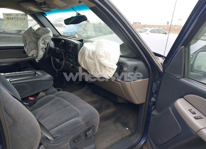 Photo 5 of 2002 Chevrolet Tahoe LS (VIN 1GNEK13Z12J320142)