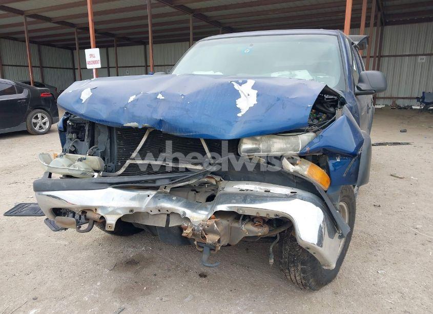 Photo 6 of 2002 Chevrolet Tahoe LS (VIN 1GNEK13Z12J320142)