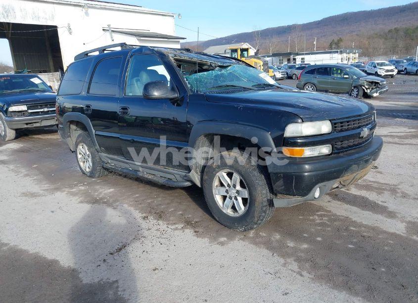 2002 Chevrolet Tahoe Z71 (VIN 1GNEK13Z12R166727) main photo