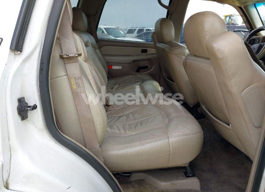 Photo 8 of 2002 Chevrolet Tahoe Z71 (VIN 1GNEK13Z12R228997)