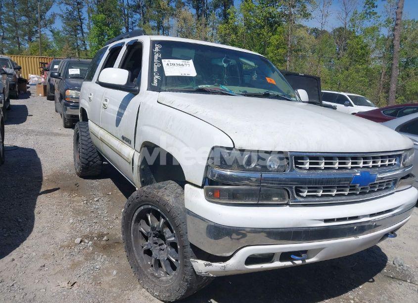 2003 Chevrolet Tahoe LT (VIN 1GNEK13Z13J131945) main photo
