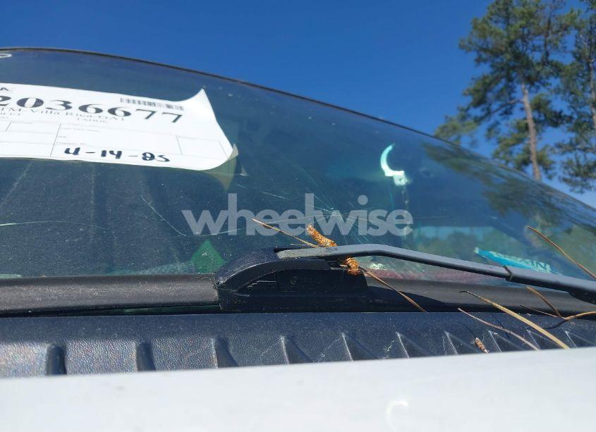 Photo 15 of 2003 Chevrolet Tahoe LT (VIN 1GNEK13Z13J131945)