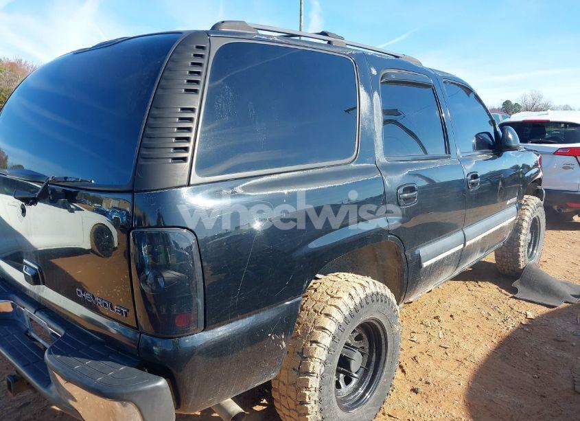 Photo 4 of 2003 Chevrolet Tahoe LT (VIN 1GNEK13Z13J154786)