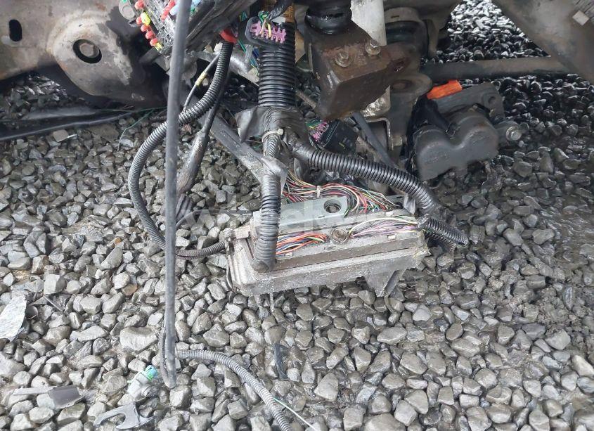 Photo 12 of 2003 Chevrolet Tahoe LT (VIN 1GNEK13Z13J272935)