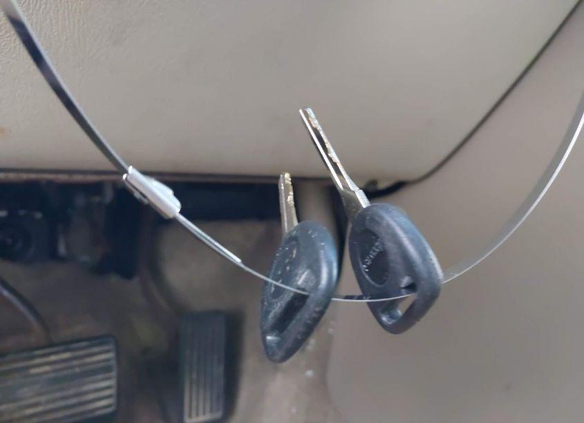 Photo 11 of 2003 Chevrolet Tahoe LT (VIN 1GNEK13Z13J296894)