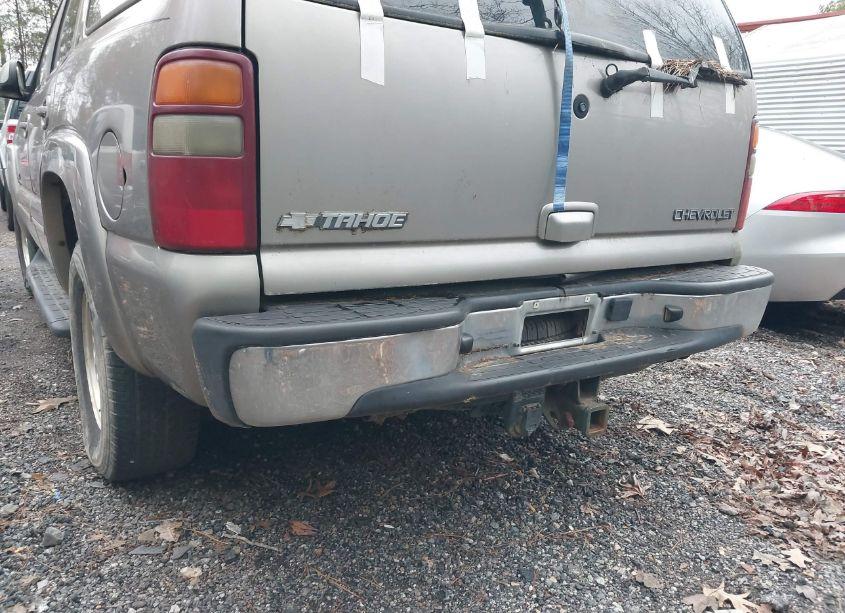 Photo 6 of 2003 Chevrolet Tahoe LT (VIN 1GNEK13Z13J296894)