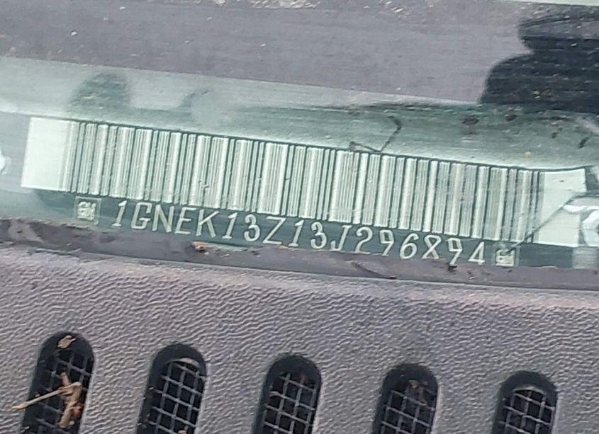 Photo 9 of 2003 Chevrolet Tahoe LT (VIN 1GNEK13Z13J296894)