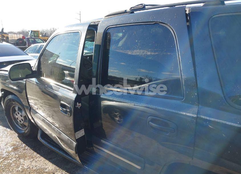 Photo 14 of 2003 Chevrolet Tahoe LS (VIN 1GNEK13Z13R176465)