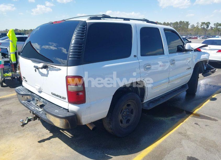 Photo 4 of 2003 Chevrolet Tahoe LT (VIN 1GNEK13Z13R284116)