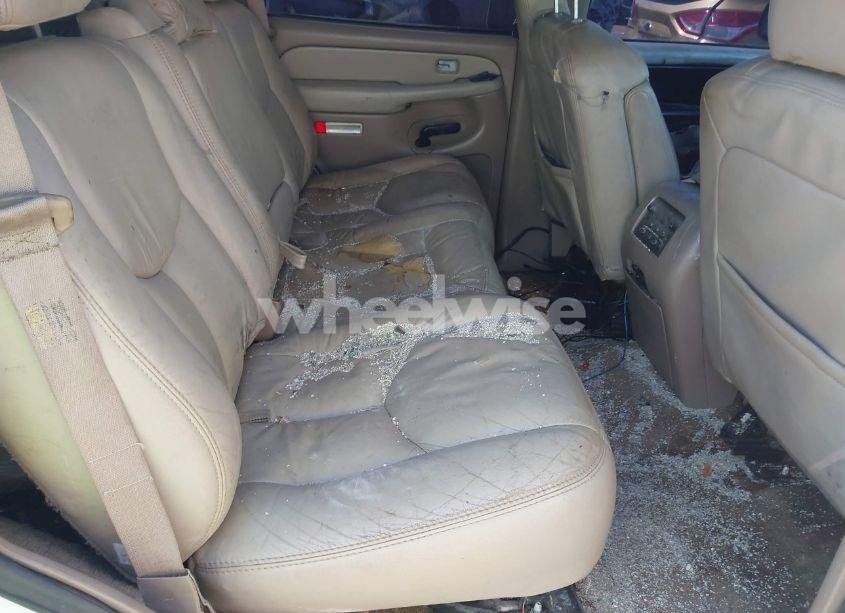 Photo 8 of 2003 Chevrolet Tahoe LT (VIN 1GNEK13Z13R284116)
