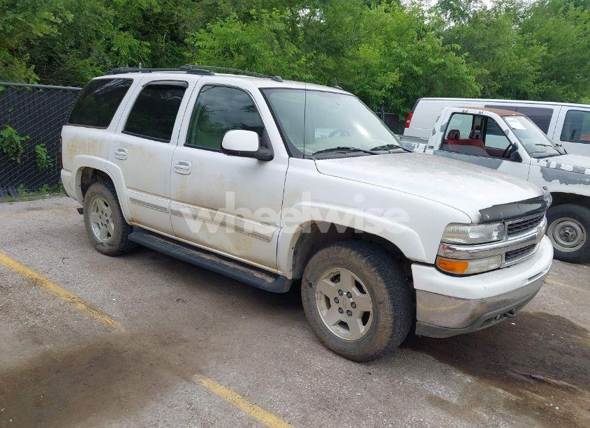 2005 Chevrolet Tahoe LT (VIN 1GNEK13Z15R269568) main photo