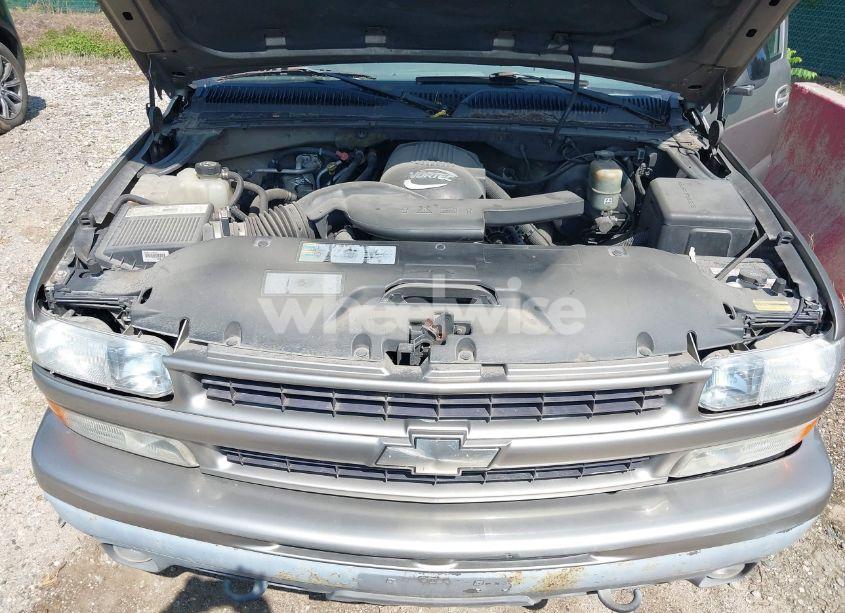 Photo 10 of 2002 Chevrolet Tahoe Z71 (VIN 1GNEK13Z22R196576)