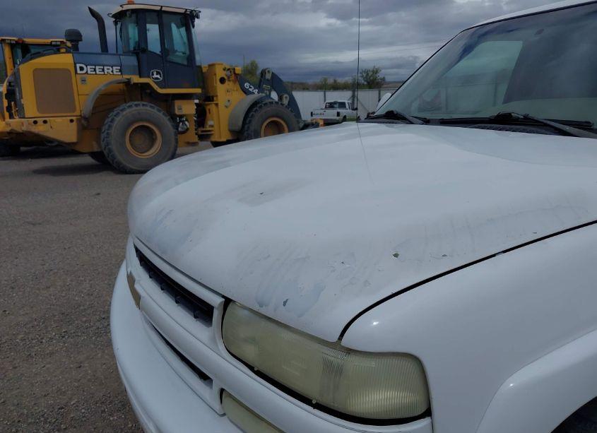 Photo 6 of 2002 Chevrolet Tahoe Z71 (VIN 1GNEK13Z22R305070)