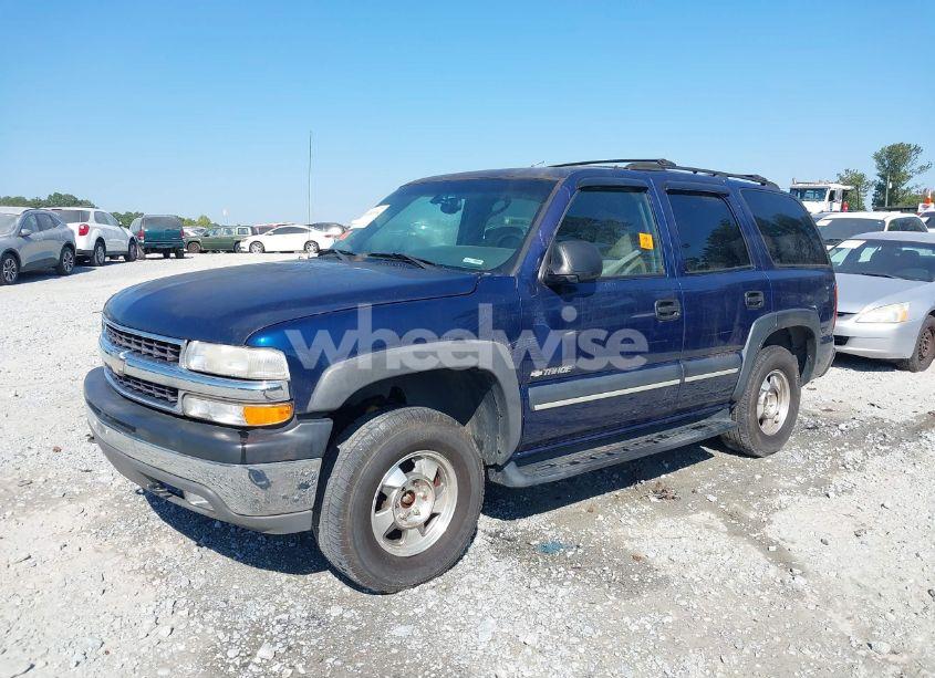 Photo 2 of 2003 Chevrolet Tahoe LS (VIN 1GNEK13Z23J150827)