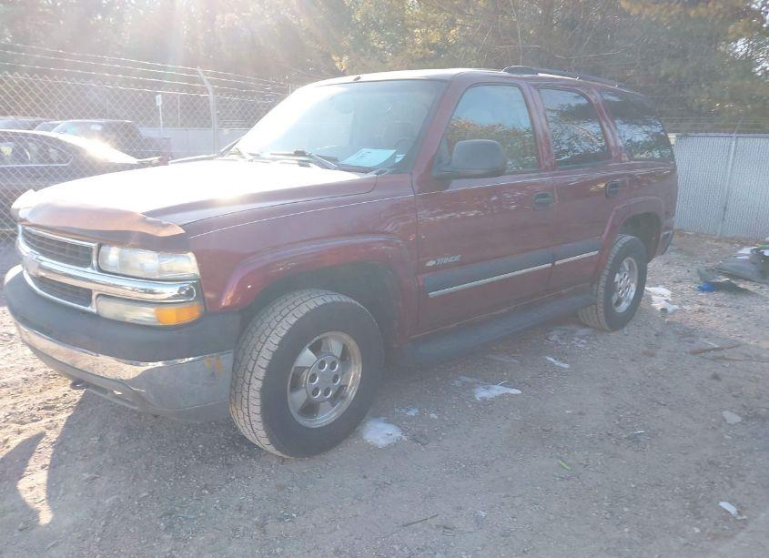 Photo 2 of 2003 Chevrolet Tahoe LS (VIN 1GNEK13Z23J200562)