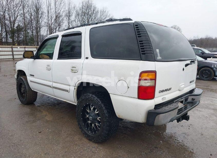 Photo 3 of 2003 Chevrolet Tahoe LT (VIN 1GNEK13Z23R120275)