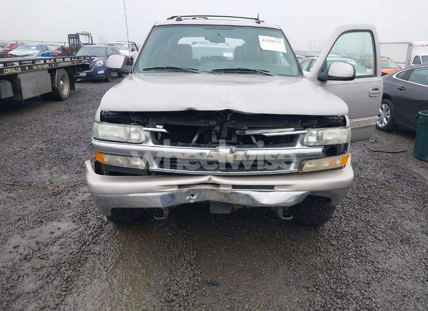 Photo 6 of 2004 Chevrolet Tahoe LT (VIN 1GNEK13Z24J192013)