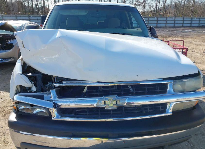 Photo 10 of 2004 Chevrolet Tahoe LS (VIN 1GNEK13Z24R247853)