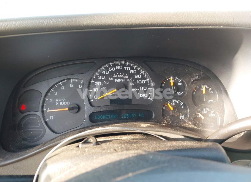 Photo 7 of 2005 Chevrolet Tahoe LS (VIN 1GNEK13Z25J219681)