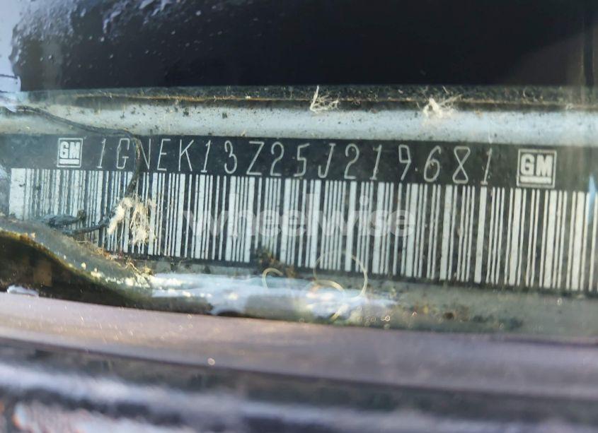 Photo 9 of 2005 Chevrolet Tahoe LS (VIN 1GNEK13Z25J219681)