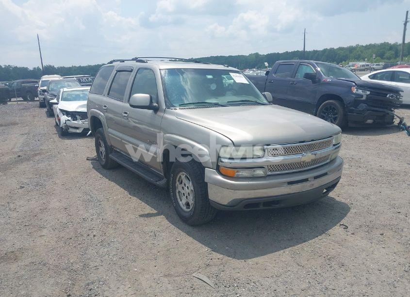 2002 Chevrolet Tahoe LT (VIN 1GNEK13Z32R322993) main photo