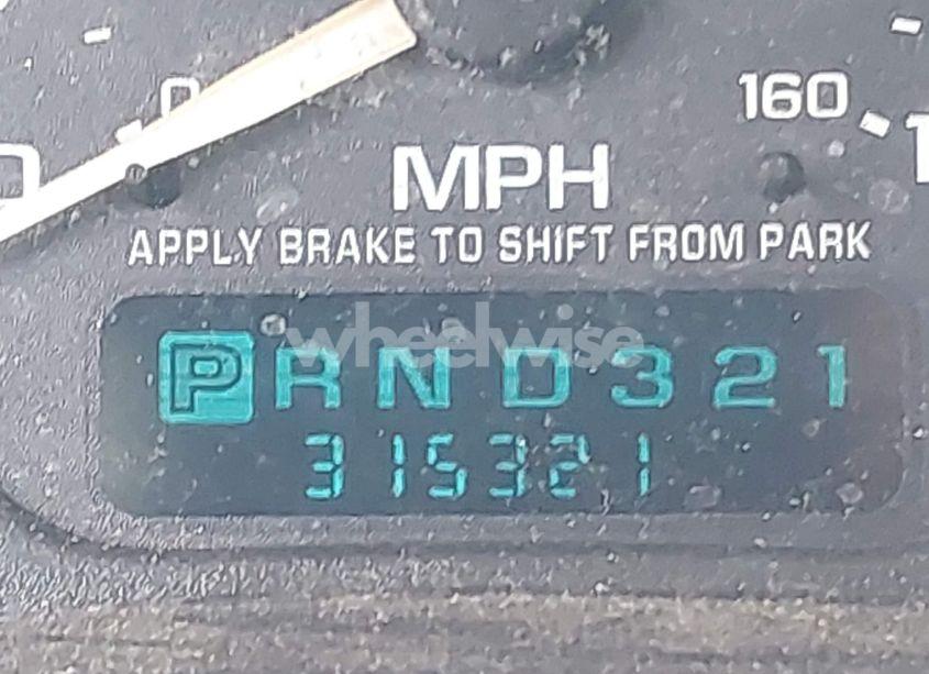 Photo 15 of 2002 Chevrolet Tahoe LT (VIN 1GNEK13Z32R326011)